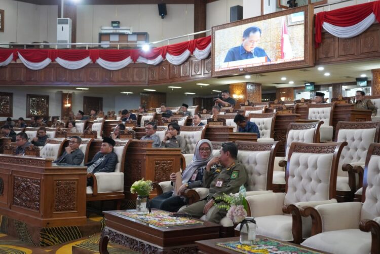 7 Fraksi DPRD Apresiasi Dukungan Pemkab Kutim Tentang Raperda Keolahragaan dan Kepemudaan