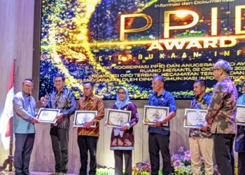 Transparansi Unggul, Disdikbud dan RSUD Kudungga Raih Nilai Sempurna