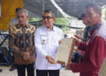 Pemkab Kutim Serahkan 83 Sertipikat Redistribusi, Kepastian Hak Atas Tanah