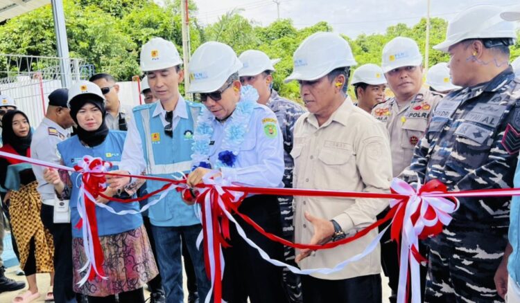 Cahaya di Manubar: 24 Jam Listrik Terus Mengalir