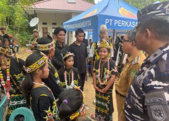 Bupati Kutim Ajak PT PIK Hadirkan Angkutan Sekolah untuk Pelajar Pedalaman