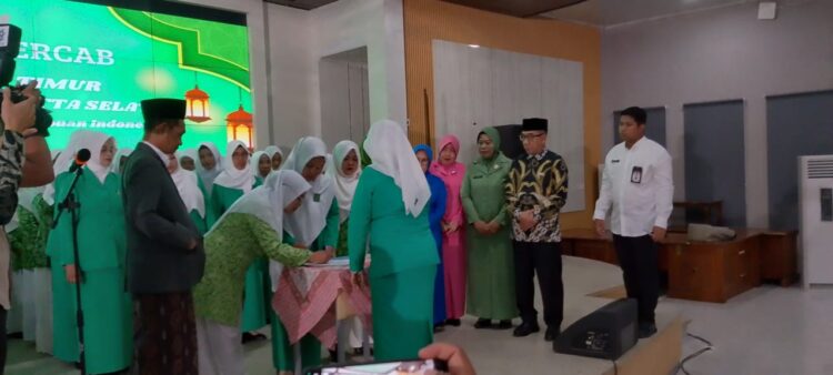 Fatayat NU Kutim Resmi Dilantik, Siap Menjadi Motor Pemberdayaan Perempuan