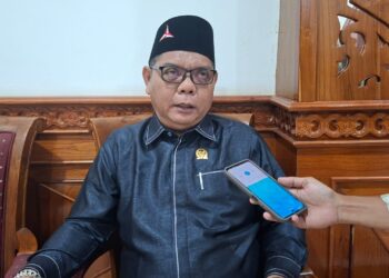 Bahcok Riandi Prihatin: Jalan Muara Wahau Berlubang, Keselamatan Warga Terancam!