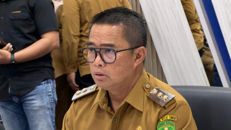 Wabup Mahyunadi Minta Target Pertumbuhan Ekonomi Kutim 2027 Dikaji Ulang