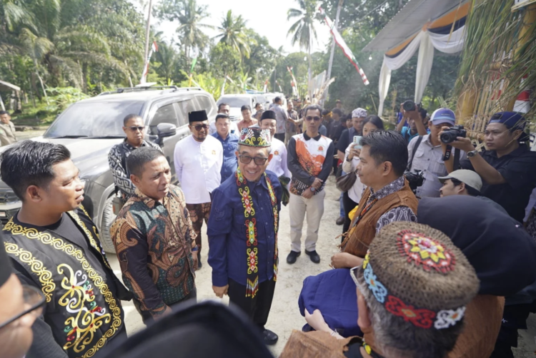 Erau Embuang Panas Pelas di Marukangan Jadi Penjaga Warisan Budaya Kutai