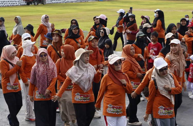 Jalan Sehat PGRI Kutim Jadi Momentum Perkuat Peran Guru dalam Pendidikan