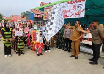 Ratusan Anak TK Meriahkan Karnaval Merah Putih di Kutim